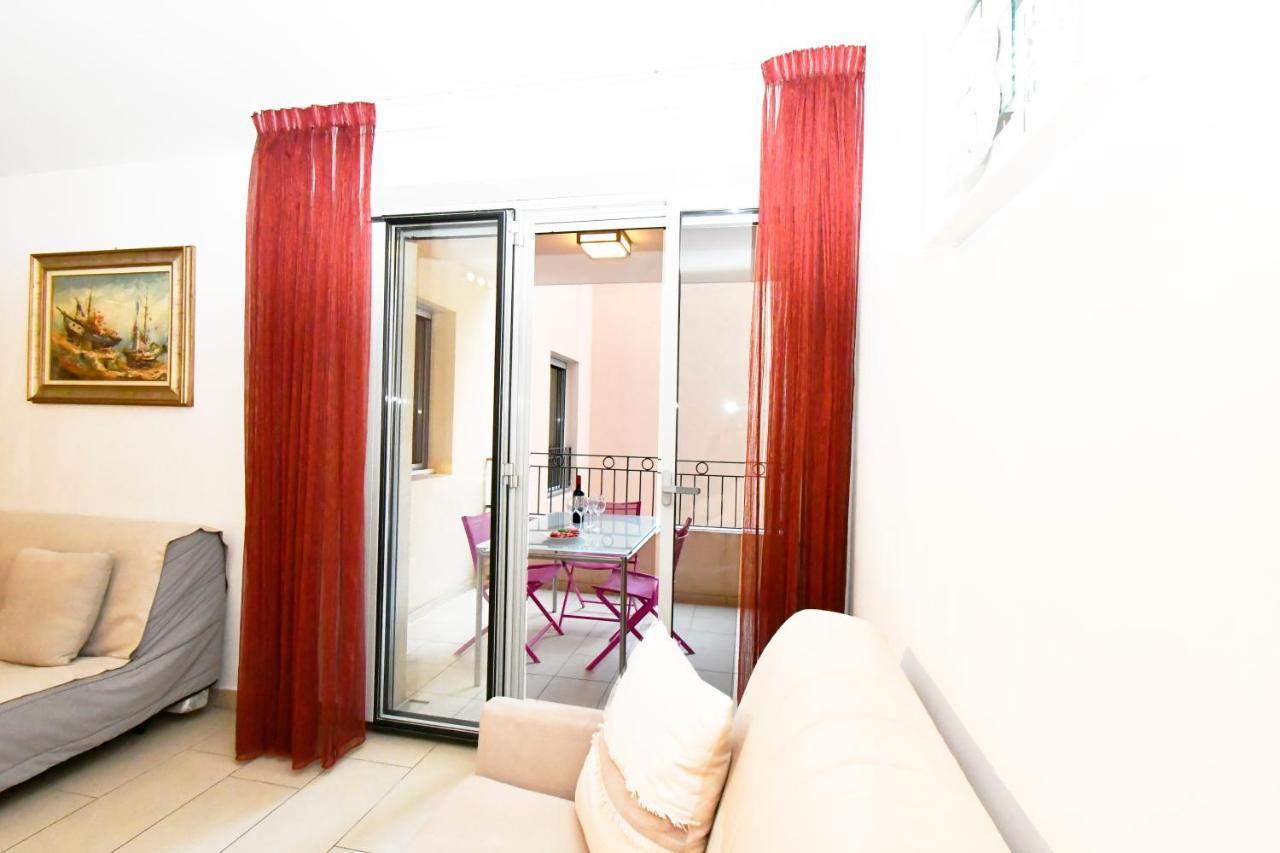 The Old Port Chez Antonella Apartment คานส์ ภายนอก รูปภาพ